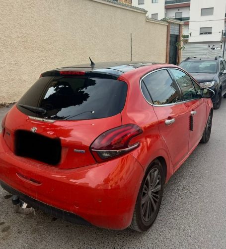 208 HDi facelift 2015