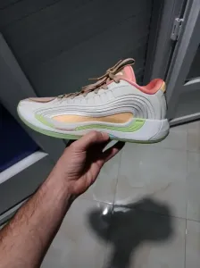 حذاء  4 اصلي