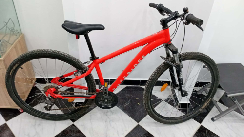vélo rockrider taille S  pneus 27