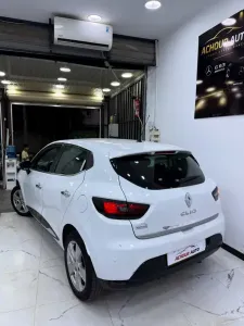 Renault Clio 4)