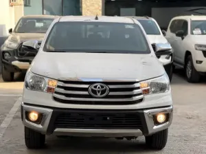 Toyota HILUX 2026 4x2